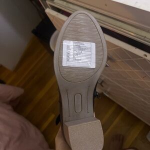 FRYE AND CO. Women's Tan Shoes